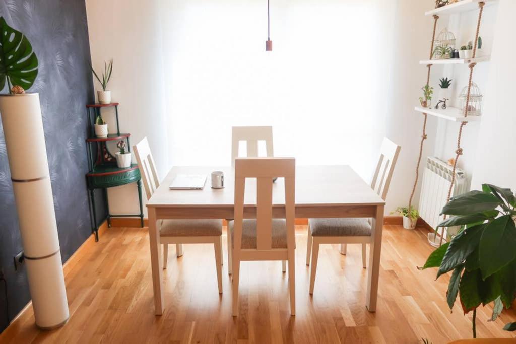 Housingleon- Casa Oliva Con Garaje Lejlighed Eksteriør billede