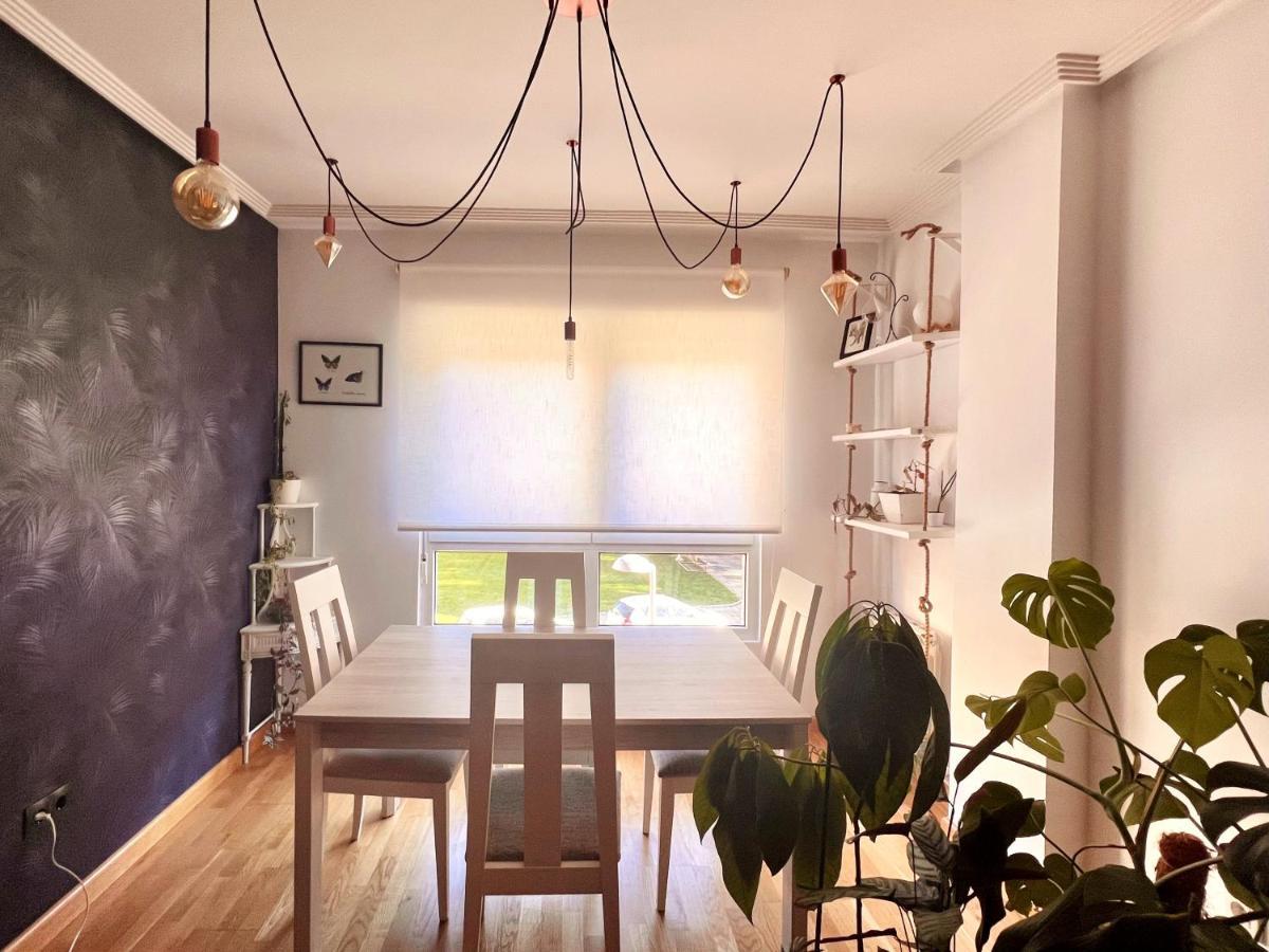 Housingleon- Casa Oliva Con Garaje Lejlighed Eksteriør billede