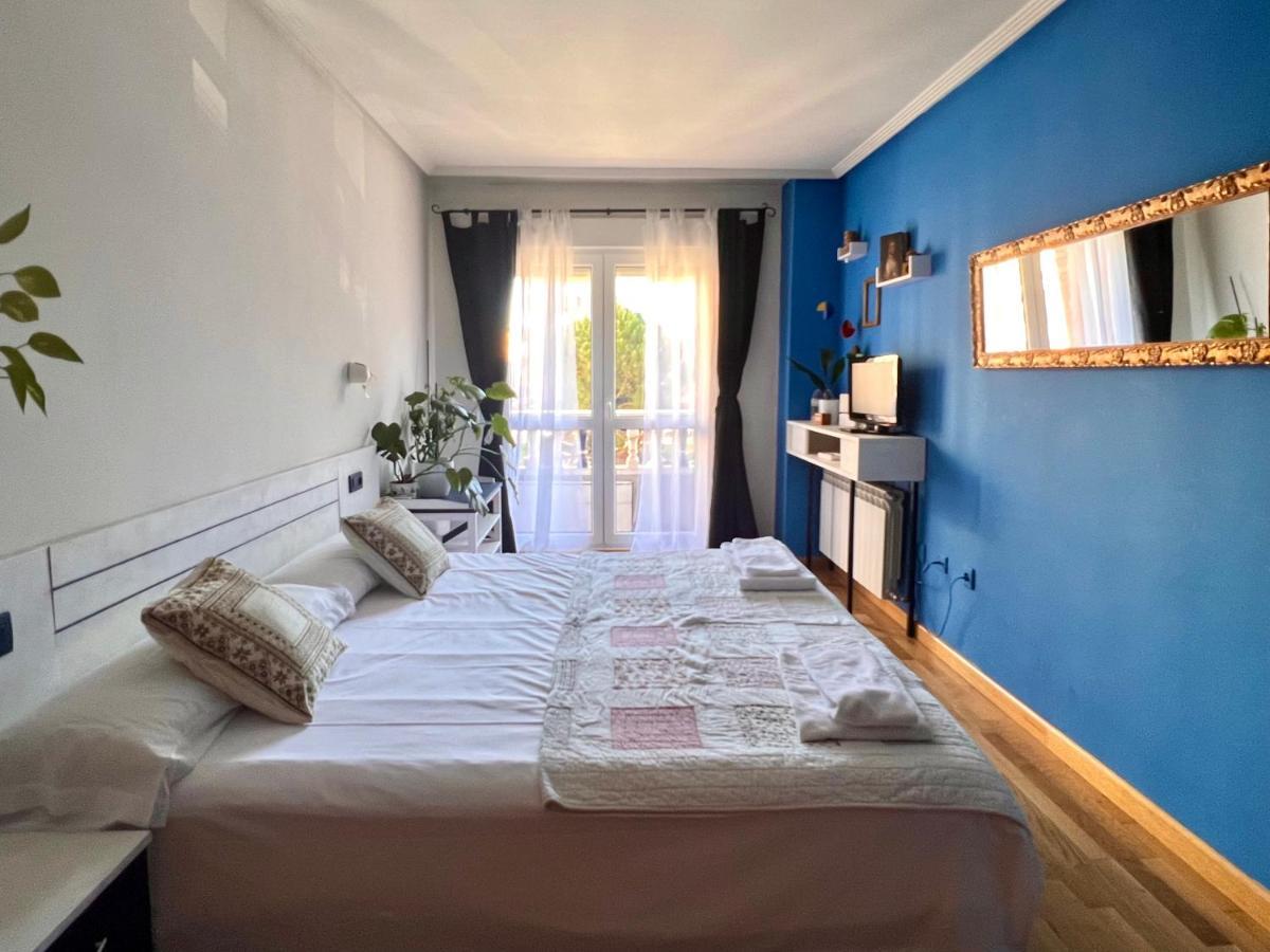 Housingleon- Casa Oliva Con Garaje Lejlighed Eksteriør billede