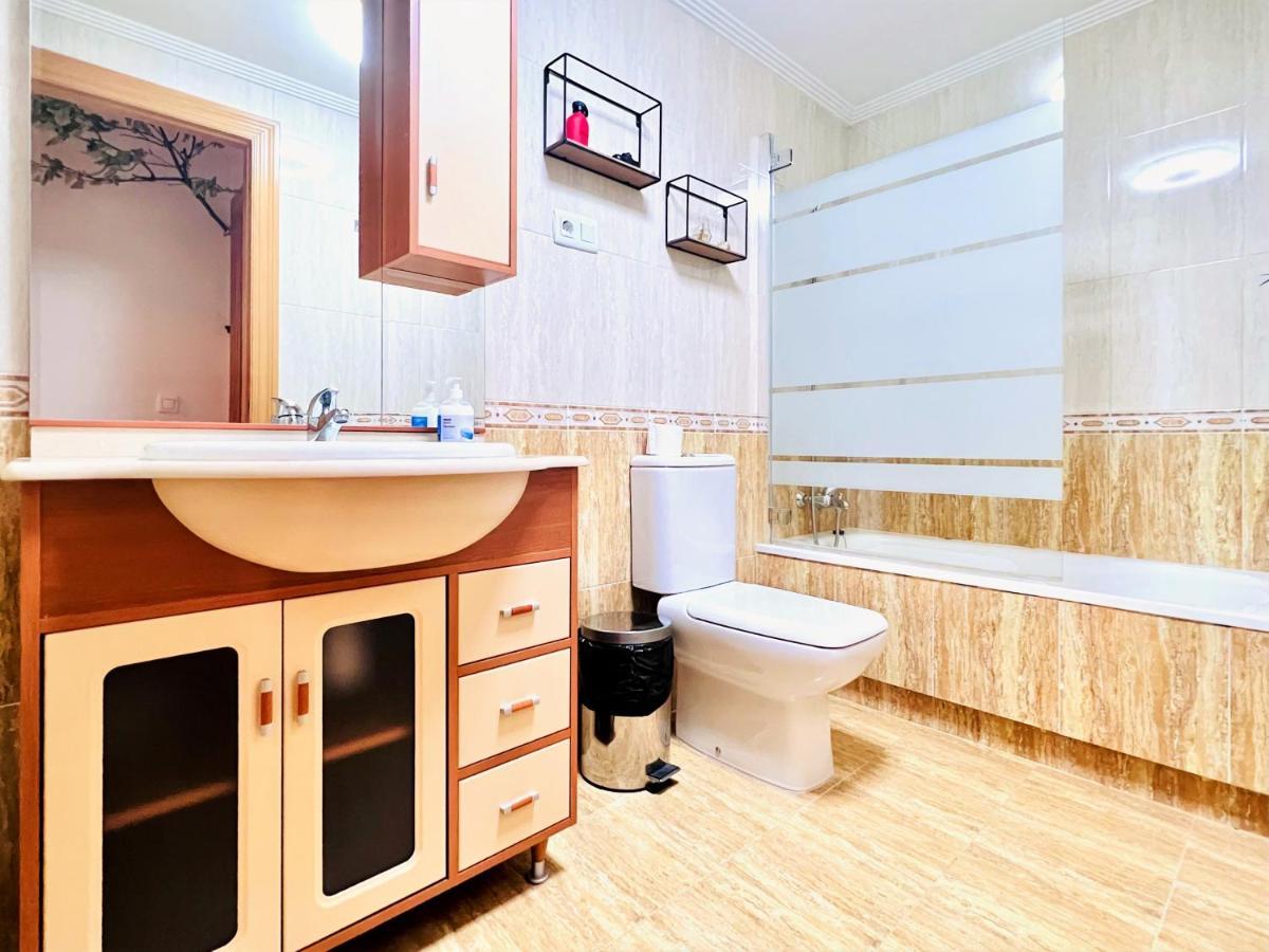 Housingleon- Casa Oliva Con Garaje Lejlighed Eksteriør billede